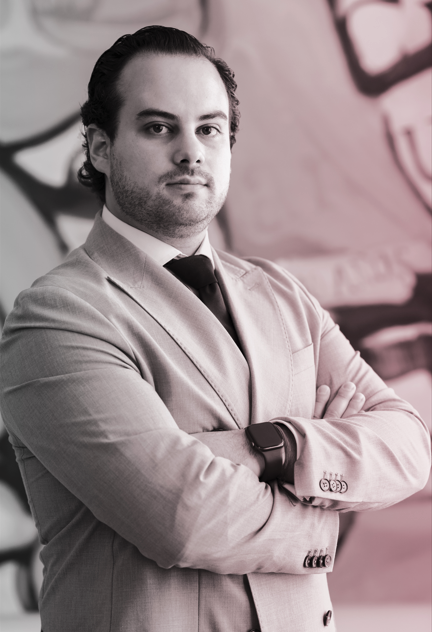 Alfonso Flores P.
