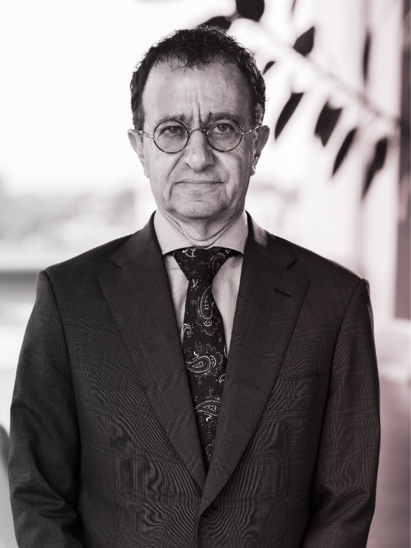 Michell Nader S.